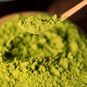 Cápsulas de Polvo de Hoja de Moringa, Superalimento Herbal, Suministro a Granel OEM, Calidad de Exportación Disponible, Envase de Plástico, Grado Alimenticio 99% - Product Image 3