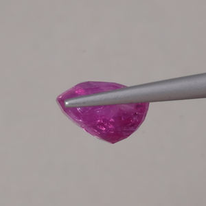 Rubí Natural Rosa de Grado AAA al por Mayor, Gema Suelta de 5.53 Quilates, Corte Brillante 10x9.5mm, Certificado IGI, para Joyería Fina - Product Image 2