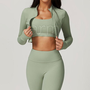 Conjunto de Yoga de 3 Piezas para Mujer, Color Sólido, Último Diseño, Bajo MOQ, Precio al por Mayor - Product Image 5