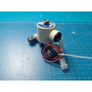 Válvula de Control de Flujo de Agua SMC VTW2105 VTW2105-SN, Usada, Piezas de Equipos Semiconductores Legacy - Product Image 3