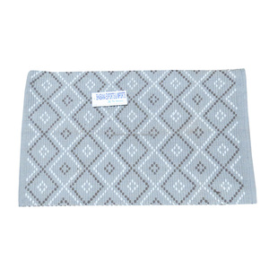 Fabricant indien de tapis en coton tissé à la main de style moderne beau tapis en gros pour la maison pique-nique et prière en plein air - Product Image 5