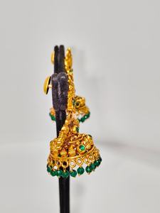 Pendientes Antiguos de Oro Sólido de 22k con Motivo de Lakshmi Hecho a Mano, con Esmeraldas Verdes y Perlas Naturales para Bodas - Product Image 3