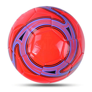 Ballon de football en cuir PU fait main de qualité supérieure, nouveau style, design personnalisé de haute qualité, professionnel, léger, pour intérieur/extérieur - Product Image 1