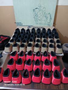 BRAND ZONE - Juego de Protectores de Tendones de Neopreno para Caballos, Producto para el Cuidado Equino, Juego de Cuatro, Dos Delanteros y Dos Traseros - Product Image 6