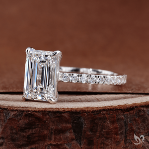 Anillo de Compromiso de Lujo con Diamante Cultivado en Laboratorio de Corte Esmeralda de 3CT, Banda Pavé Tipo Catedral, Certificado IGI, Oro Blanco de 10K, Aniversario, Boda - Product Image 2