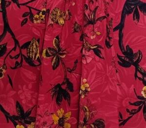 Tissu imprimé 100 % polyester respirant pour vêtements, robes et costumes pour hommes – Design tendance, matière douce et légère – En promotion - Product Image 5