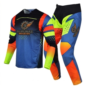 Conjunto de Pantalones y Jersey de Motociclismo Guruna Z Rojo Unisex de Poliéster/Algodón, Ropa de Motociclismo Transpirable, Impermeable, Resistente al Viento y de Secado Rápido - Product Image 1