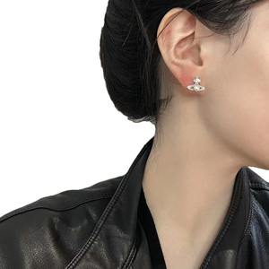 Boucles d'oreilles Saturne Zhuji Xijia 2025, perles d'eau douce sans noyau de 4-5 mm, bijoux en argent S925 tendance, perles sans noyau - Product Image 5