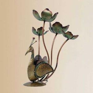 Porte-bougie artisanal indien en forme de paon et de lotus, conçu pour une décoration à la lumière douce sur les tables de restaurant - Product Image 5