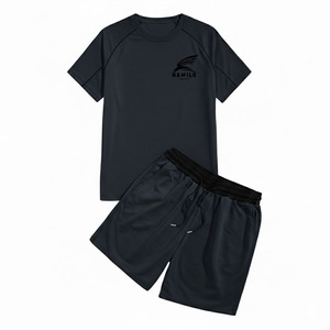 Ensemble t-shirt et short de sport pour homme, gris, séchage rapide, coupe classique, avec logo imprimé sur le devant - Product Image 5
