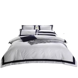 ชุดเครื่องนอนปักลายทันสมัยปี 2026 สีขาว พร้อมผ้านวมลายเพชร - Product Image 3