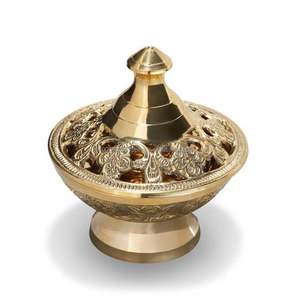 Quemador de incienso de latón dorado grabado personalizado de alta calidad, soporte de incienso de latón al por mayor, soportes de fragancia para el hogar de lujo de la India - Product Image 3