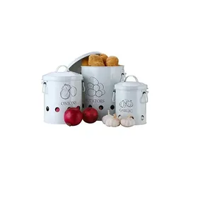Ensemble de boîtes de conservation en métal hermétiques au design élégant pour cuisines modernes, rangement élégant et durable pour les aliments secs - Product Image 4