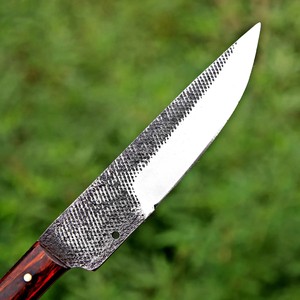 Cuchillo de Supervivencia EDC de Acero Rasp Personalizado con Hoja Fija, Mango de Madera Pakka, Funda de Cuero, OEM, Espiga Completa, para Caza y Camping - Product Image 4