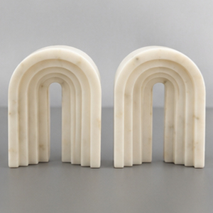 Porte-livres modernes en marbre Banswara, forme arquée, sculpture décorative pour la maison, design irrégulier - Product Image 5
