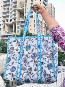 Silk Handcrafted Solid Color Quilted <b>Vintage</b> <b>Tote</b> <b>Bags</b> FABRICATEFIZZ Lightweight Travel & Shopping Use - Product Image 3