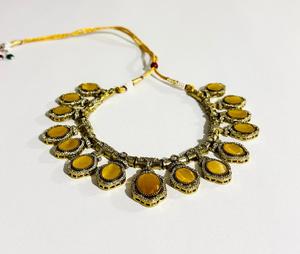Conjunto de Collar Gargantilla con Piedra Ovalada Amarilla y Pendientes a Juego Chapados en Oro, Joyería de Moda para Mujer, para Bodas y Fiestas - Product Image 6