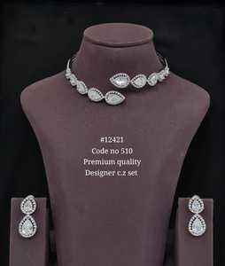 Ensemble collier et boucles d'oreilles en zircon cubique taillé perle 12421, plaqué rhodium, bijoux de mode pour femmes, idéal pour les mariages et les fêtes. - Product Image 1