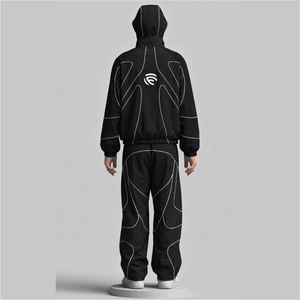 Conjunto Deportivo de Nailon Impermeable de Alta Calidad - Chaqueta Cortavientos con Capucha y Paneles con Diseño de Líneas Reflectantes Personalizadas y Pantalones Deportivos - Product Image 2