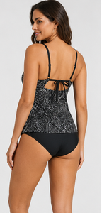 Ensemble de maillots de bain tankini fleuris pour femmes, haut court froncé et bas hipster, imprimé feuilles noir rose blanc, confortable et extensible, pour la plage et la piscine - Product Image 6
