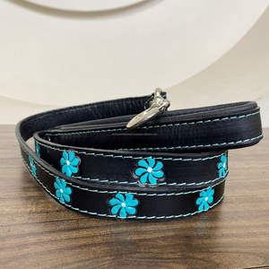Meilleure vente 2025 cuir repoussé à la main Turquoise Floral laisse de chien en cuir véritable accessoires de plein air chiens marche formation laisse - Product Image 5