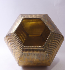 Jarrón hexagonal de latón art déco hecho a mano, macetero geométrico texturizado dorado, jarrón de mesa dorado y níquel, jarrón de mesa de aluminio dorado - Product Image 3
