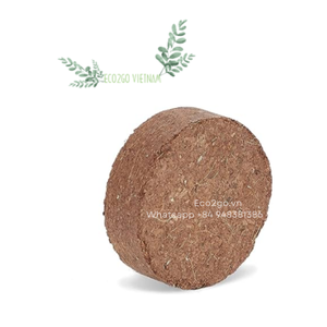 Bloc de tourbe de coco riche en nutriments, écologique et durable pour l'agriculture en serre, bloc de copeaux de coque de coco par Eco2go Vietnam - Product Image 3