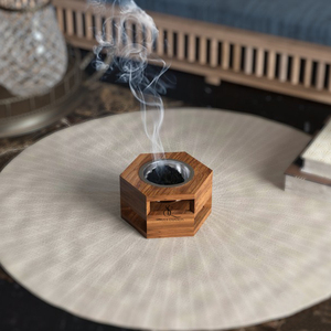 Quemador de incienso hexagonal moderno de madera, soporte creativo hueco para incienso árabe Oud con taza metálica extraíble para uso con incienso. - Product Image 5