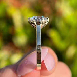 แหวนเพชรทรงกลมคุณภาพสูงที่เพาะเลี้ยงในห้องปฏิบัติการ ทองคำ 14K สีเหลือง สำหรับงานหมั้น งานแต่งงาน งานเลี้ยง ประดับเพชรแบบ Eternity Vermeil - Product Image 4