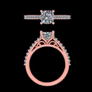 แหวนหมั้นเพชรทรงคุชชั่นคัทลายฉลุ พร้อมแหวนแต่งงานโค้งเข้าชุด ทำจากทองคำแท้ งานฝีมือประณีต - Product Image 1