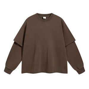T-shirt à double manche superposée pour homme, gris foncé, avec logo imprimé, manches courtes superposées avec manches intérieures longues noires - Product Image 2