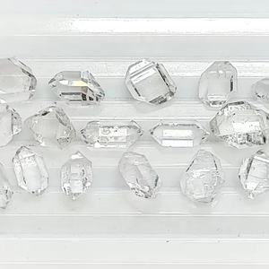 Cristal de diamante Herkimer de calidad AAA de 6 a 11 mm, piedra preciosa 100% natural, piedra en bruto para joyería, a precio de mayorista. - Product Image 1