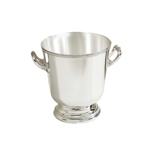 Enfriador de vino metálico de excelente diseño con acabado plateado, cubitera para champán con asa para bar y fiestas, enfriador de cerveza. - Product Image 1