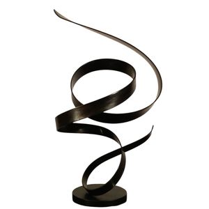 Sculpture minimaliste en ruban métallique courbé, décoration artistique de table unique, ornement abstrait en fer noir de luxe pour maison moderne et hôtel - Product Image 1