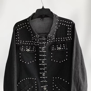 Chaqueta Vaquera con Pedrería para Hombre, Estilo Vintage y Urbano - Product Image 5