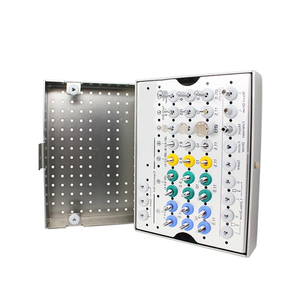 Kit chirurgical pour implants dentaires avec jeu de forets codés par couleur, clé dynamométrique à cliquet, forets osseux et outils de placement d'implants - Product Image 4