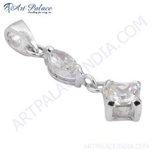 Art Palace - Colgante de Aleación de Zinc Plateado con Circonita Cúbica Corte Princesa, Diseño Clásico Solitario, Joyería Unisex, Amuleto de Moda - Product Image 2