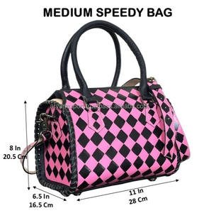 Sac à main de style occidental rose et noir à carreaux, sac à main élégant pour femmes, sac à bandoulière, sac à main en cuir travaillé à la main, sac de voyage - Product Image 2