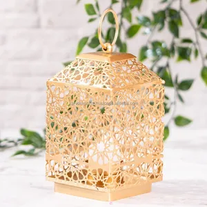 Fabricant de porte-bougies décoratifs en métal de qualité supérieure pour accessoires d'intérieur de luxe, aménagement et projets de décoration pour Zahid - Product Image 1