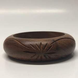 Brazaletes de Madera de Alta Calidad con Acabado Liso e Impermeable para Mujer, Personalizables, Duraderos, Elegantes para Uso Diario - Product Image 2