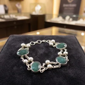 Pulsera india hecha a mano de plata de ley 925 con perla de agua dulce y cuarzo verde para mujer, regalo de joyería. - Product Image 4