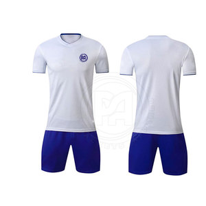 Tenue d'entraînement OEM de haute qualité, uniforme de football nouveau design, prix bas, best-seller, uniforme de football respirant - Product Image 1