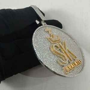 Colgante de Moissanita VVS de Lujo Certificado Unisex con Corona de Rey Chapado en Oro de Plata Esterlina 925 Personalizado Estilo Hip Hop - Product Image 3