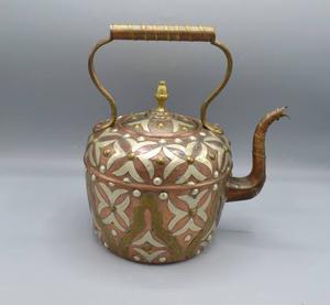 Vintage Brass Kettle With <b>Lid</b> And Handle Decorative Floral Pattern Water <b>Pot</b> - Product Image 1