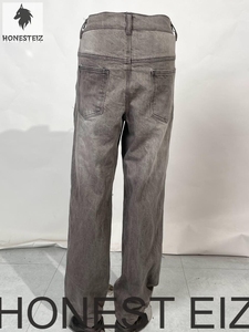 DENIMGUYS กางเกงยีนส์ทรงตรงสไตล์วินเทจสีฟ้าซีดแบบซันเฟดสำหรับผู้ชาย ทรงแบ็กกี้ขาดๆ แบบฮิปฮอป พิมพ์ลายสกรีน รักษ์โลก ซักได้ - Product Image 1