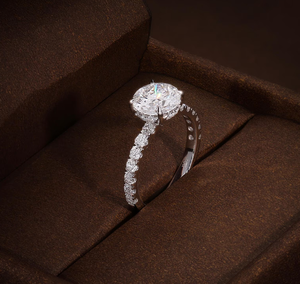 Anillo de Plata de Ley 925 Plateado en Plata de Lujo con Diamante Cultivado en Laboratorio, Certificado por IGI, para Mujer, Anillo de Compromiso y Boda, Proveedor de Joyería VVS - Product Image 2