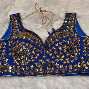 Blusa de sari azul de diseñador para mujer, para bodas y ocasiones festivas - Product Image 1