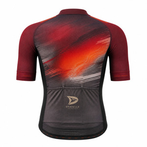 Maillot de cyclisme à impression thermique volcanique, vêtements de cyclisme personnalisés pour équipe, maillot à manches courtes avec détails réfléchissants et poches de rangement arrière - Product Image 3