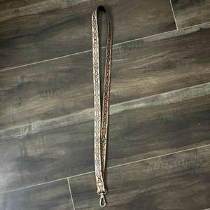 สายคล้องบัตรประชาชนทำมือหนังแบบตะวันตกสายคล้องคอแบบหรูหราสายคล้องหนังหนังวัวใหม่สำหรับโปรโมชัน - Product Image 4