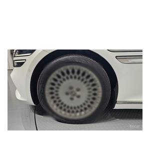 Genesis 2024 G80 2.5 Turbo AWD Essence 18 068 km Boîte de vitesses automatique Sièges en cuir Volant à gauche Caméra - Modèle importé de Corée - Product Image 5